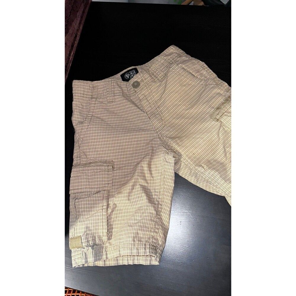 Boys size 8  plaid cargo shorts side pockets